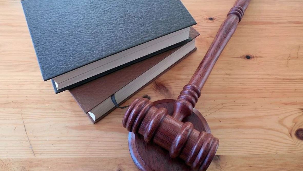 Avukat Seçimi İzmir | Doğru Avukat Nasıl Bulunur? Rehber [2026]